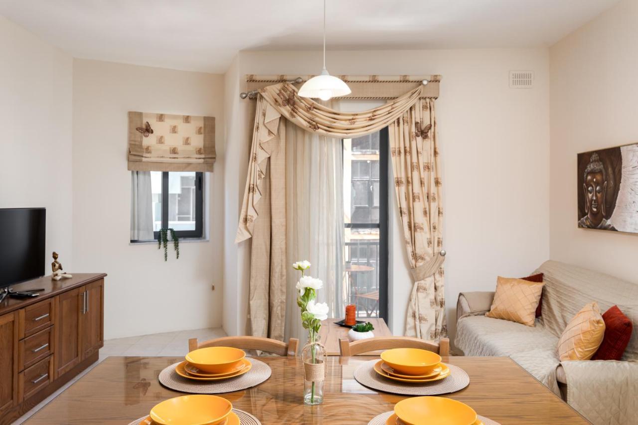 Spacious, Bright & Cosy 2 Bedroom 2 Bathroom Apartment - Msida Uni Heights Esterno foto