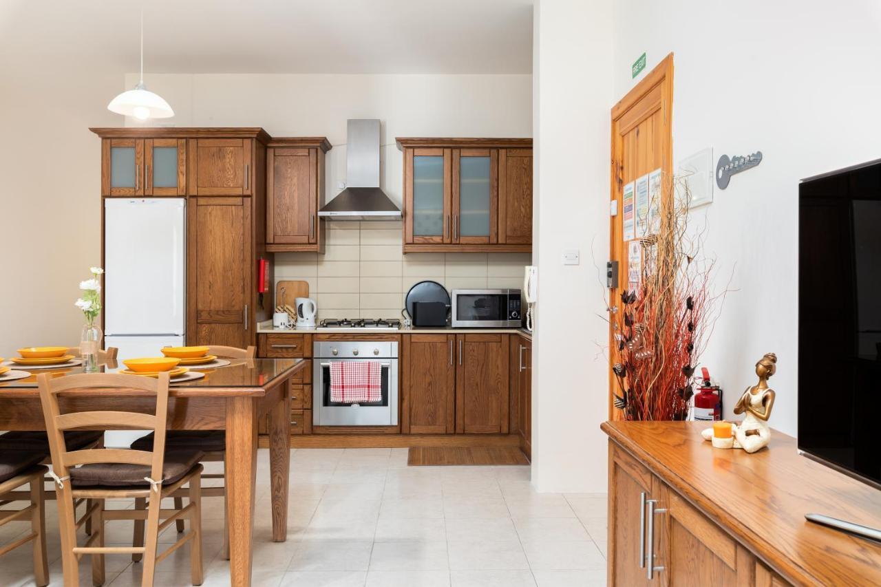 Spacious, Bright & Cosy 2 Bedroom 2 Bathroom Apartment - Msida Uni Heights Esterno foto